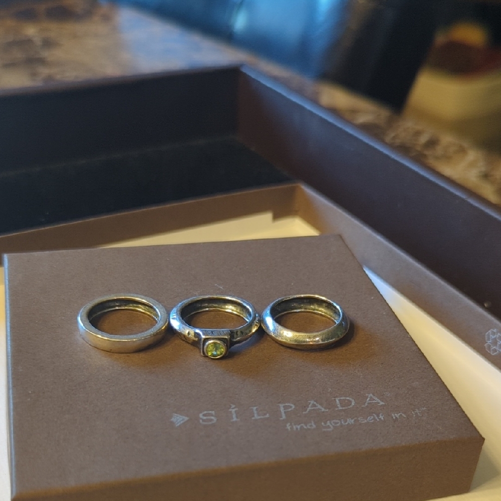 Silpada Silver Ring Trio with Green Accent